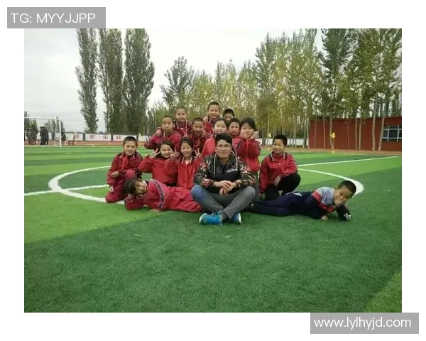 乒乓球场上的追梦旅程吴芳的奋斗与成长故事